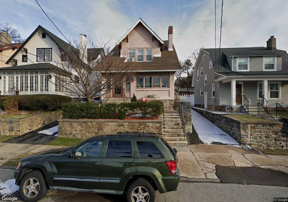 134 Devoe Ave, Yonkers, NY 10705 - photo 1