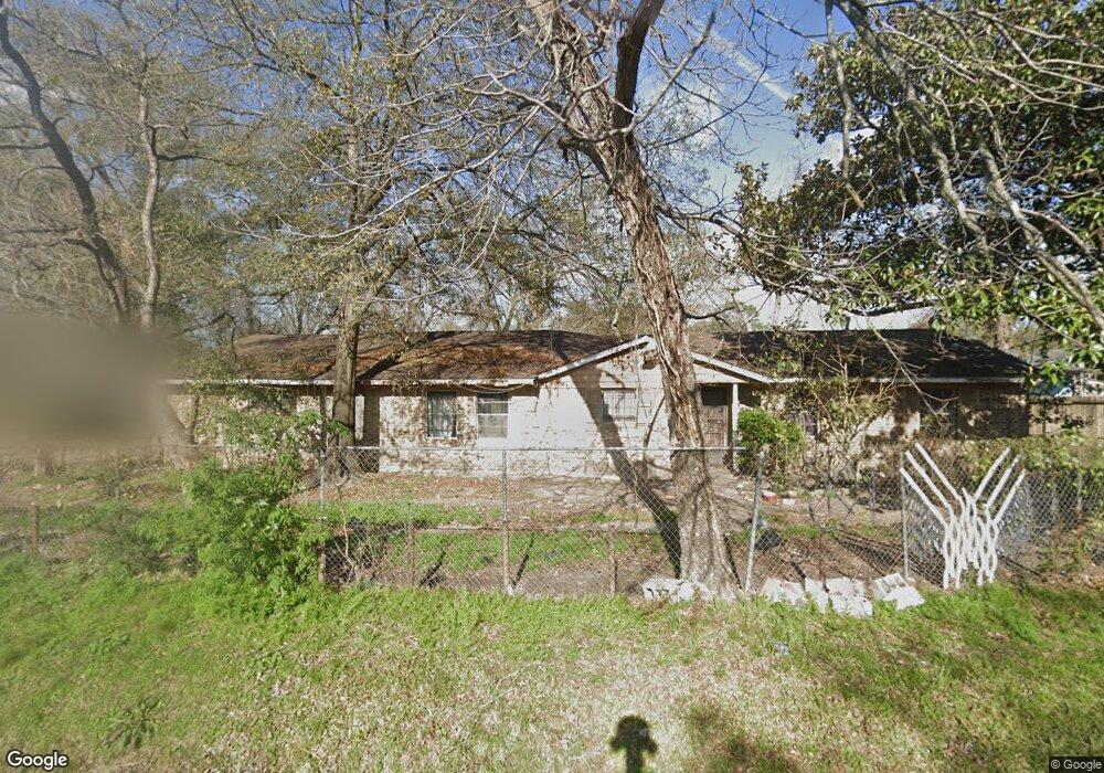 7802 Appleton St, Houston, TX 77022 - photo 1