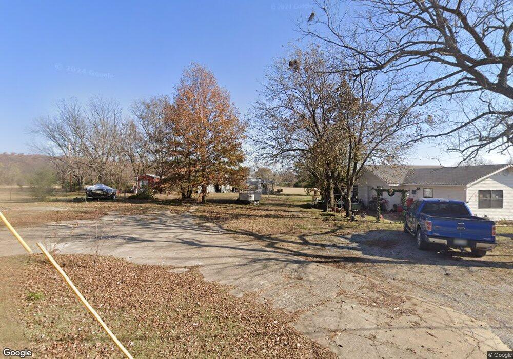 2012 NE 6th St, Henryetta, OK 74437 - photo 1