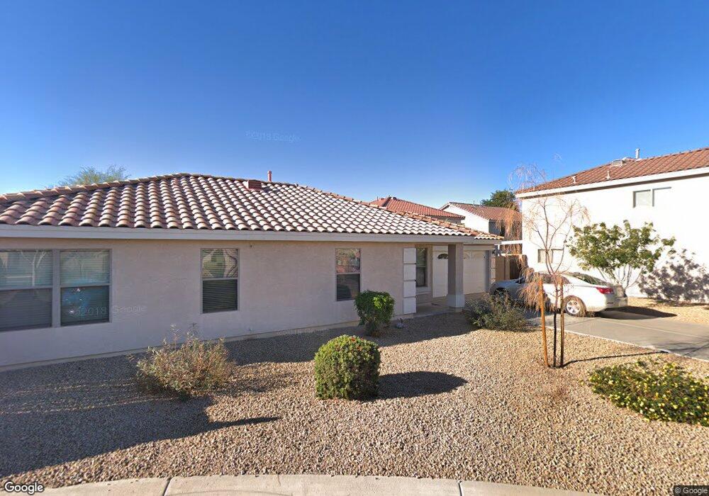 667 E Sako Place unit 2, Chandler, AZ 85286 - photo 1