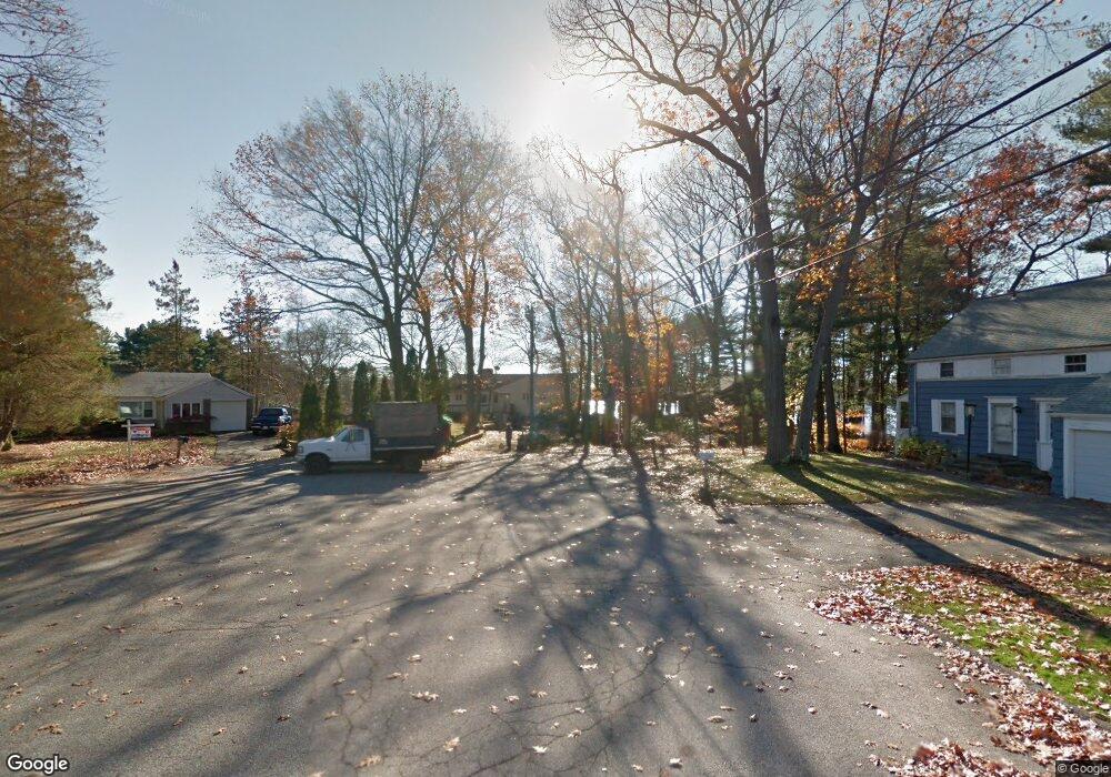 1 Pine Point Dr, Bridgeport, CT 06606 - photo 1