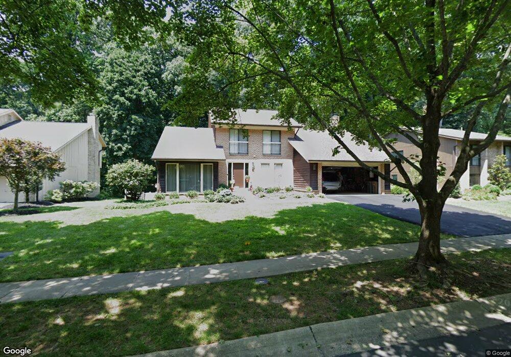5 Scotch Mist Ct, Potomac, MD 20854 - photo 1