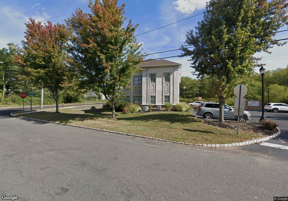 172 Washington Valley Rd unit 3, Warren, NJ 07059 - photo 1