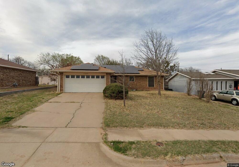 1204 Montgomery St, Wichita Falls, TX 76302 - photo 1