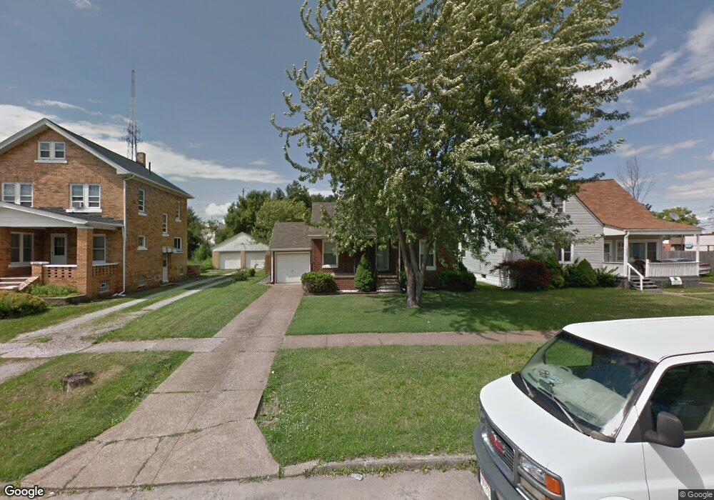 2161 E 29th St, Lorain, OH 44055 - photo 1