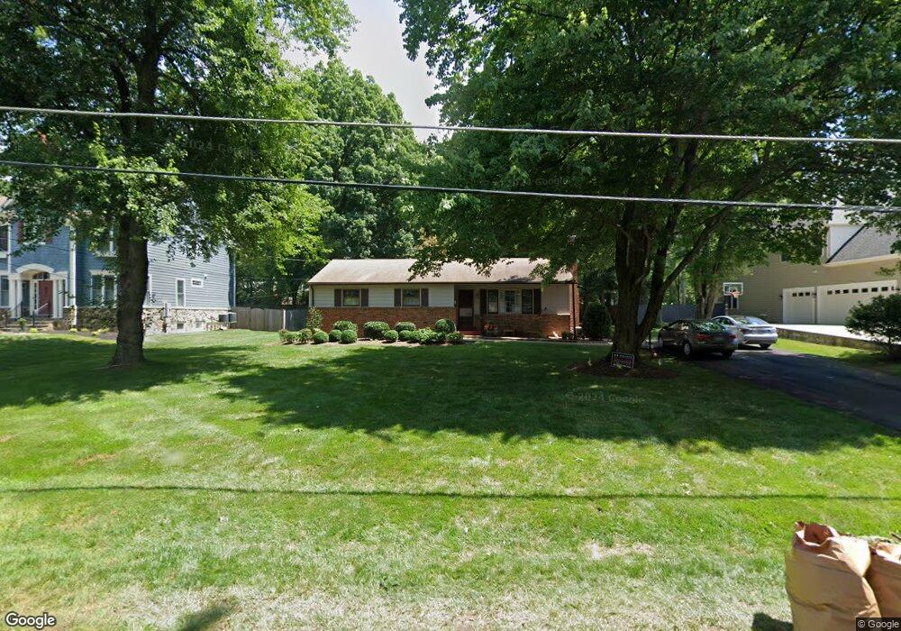 404 Berry St SE, Vienna, VA 22180 - photo 1