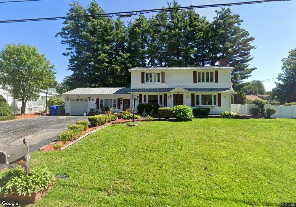 20 Sycamore St, Hudson, NH 03051 - photo 1