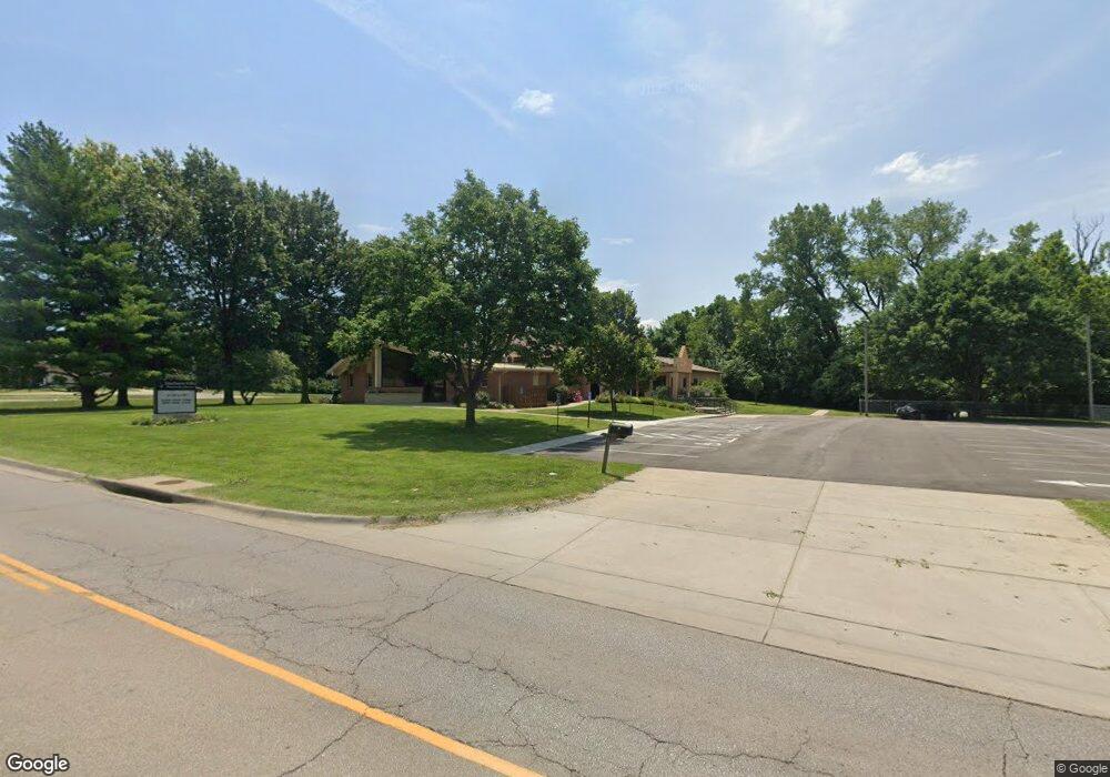 511 SE 37th St, Topeka, KS 66605 - photo 1