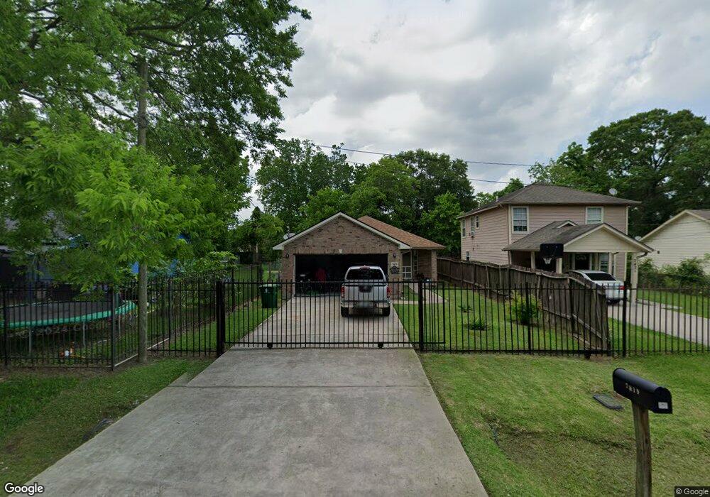 7419 Carothers St, Houston, TX 77028 - photo 1