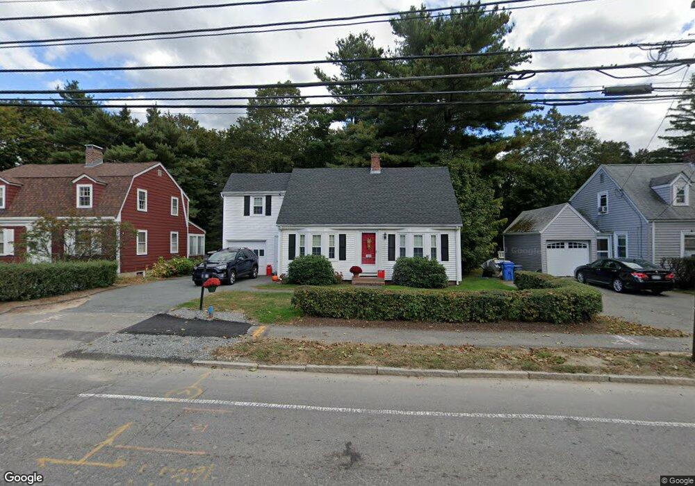 529 Lexington St, Waltham, MA 02452 - photo 1