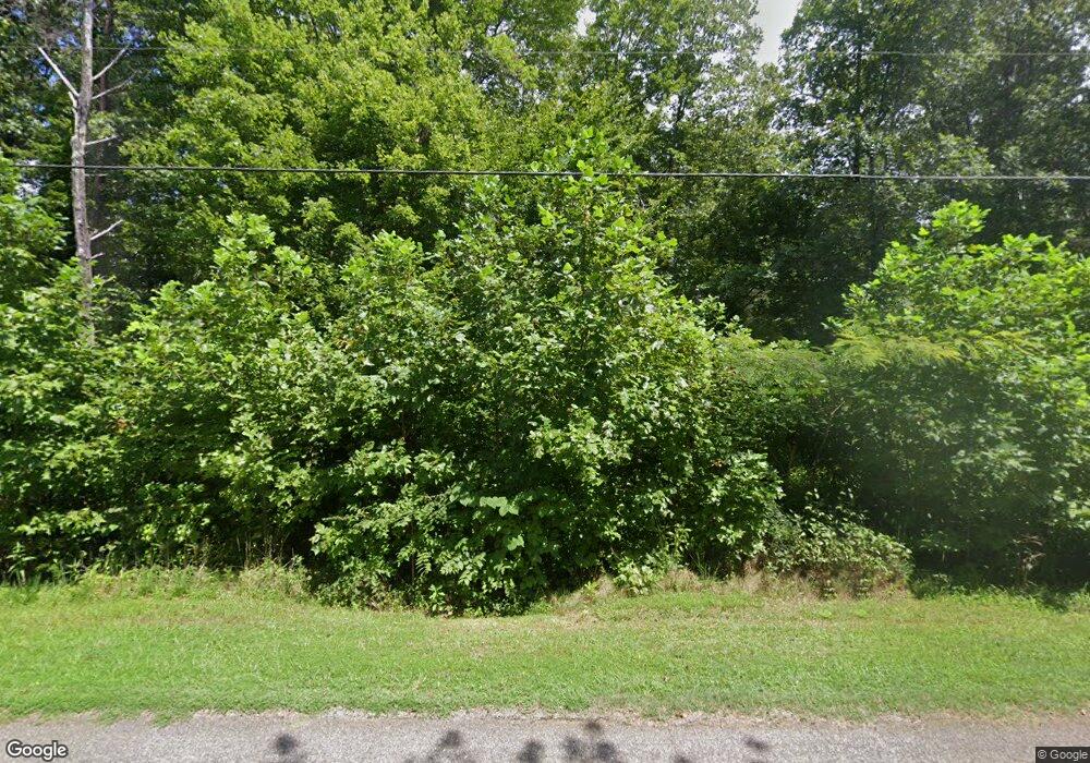 1336 Elijah Cir, Martinsville, VA 24112 - photo 1