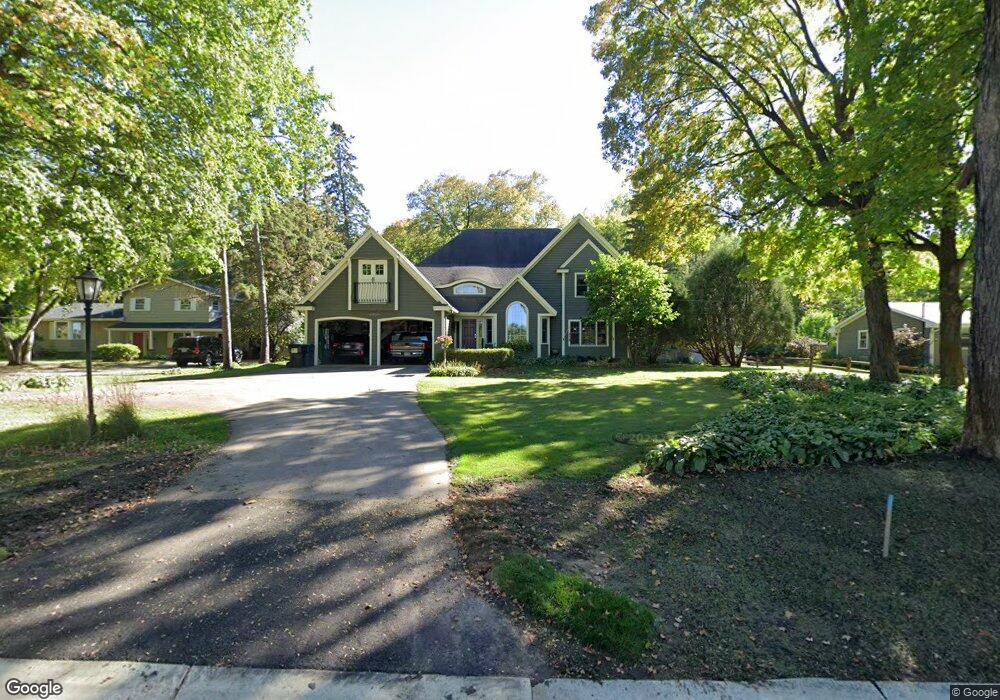 24925 Glen Rd, Excelsior, MN 55331 - photo 1