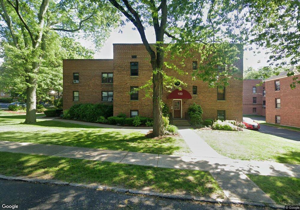 116 Richbell Rd unit C4, Mamaroneck, NY 10543 - photo 1