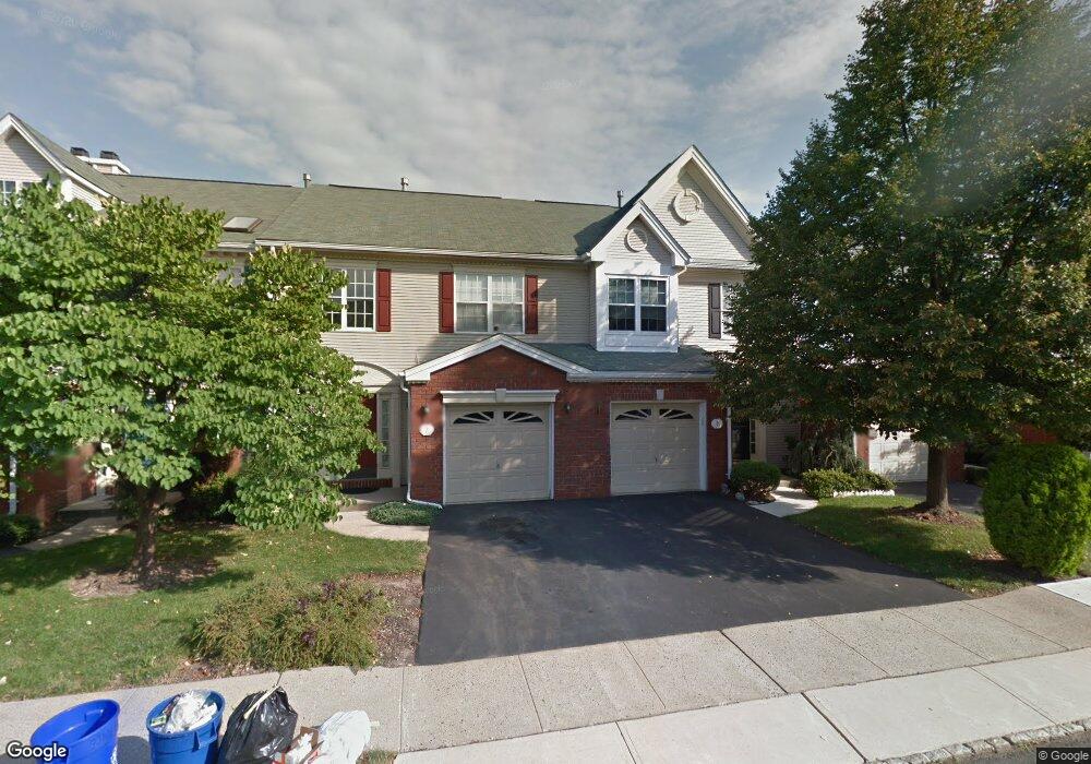 9 Jade Ct, Franklin Park, NJ 08823 - photo 1