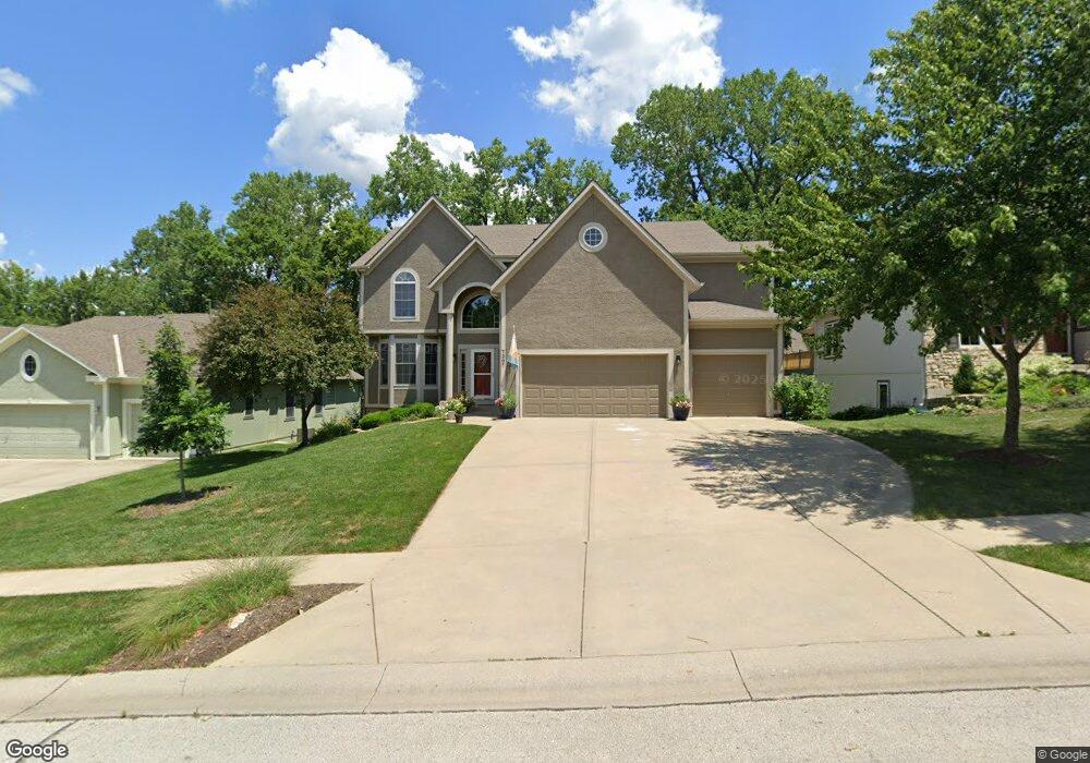 7307 Charles St, Shawnee, KS 66216 - photo 1