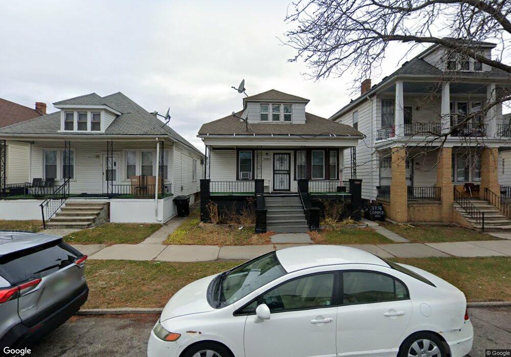 3869 Commor St, HamtraMcK, MI 48212 - photo 1