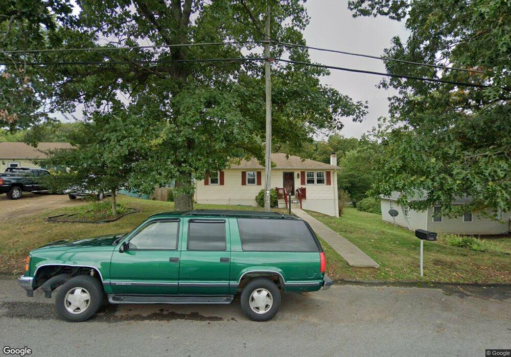 1310 4th St, Waynesboro, VA 22980 - photo 1