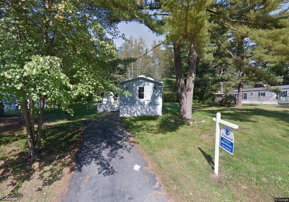 21 Wayne Dr, Derry, NH 03038 - photo 1