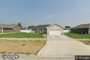 1004 3rd St, Gibbon, NE 68840