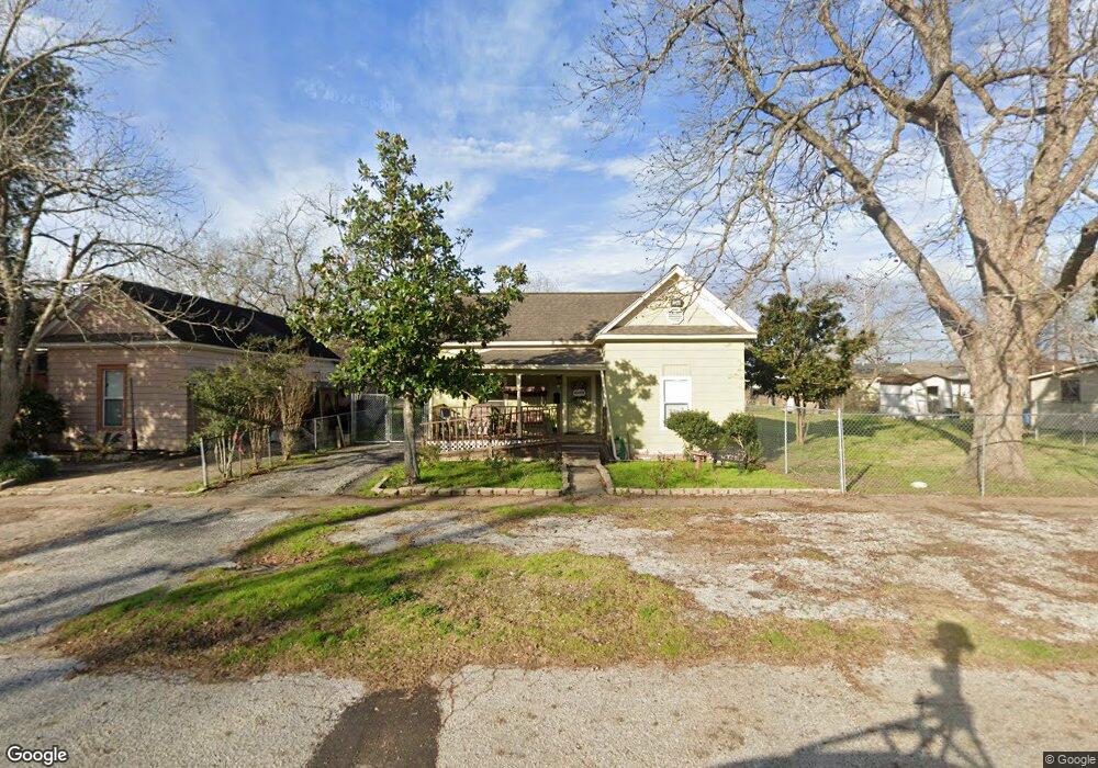 812 7th St, Rosenberg, TX 77471 - photo 1