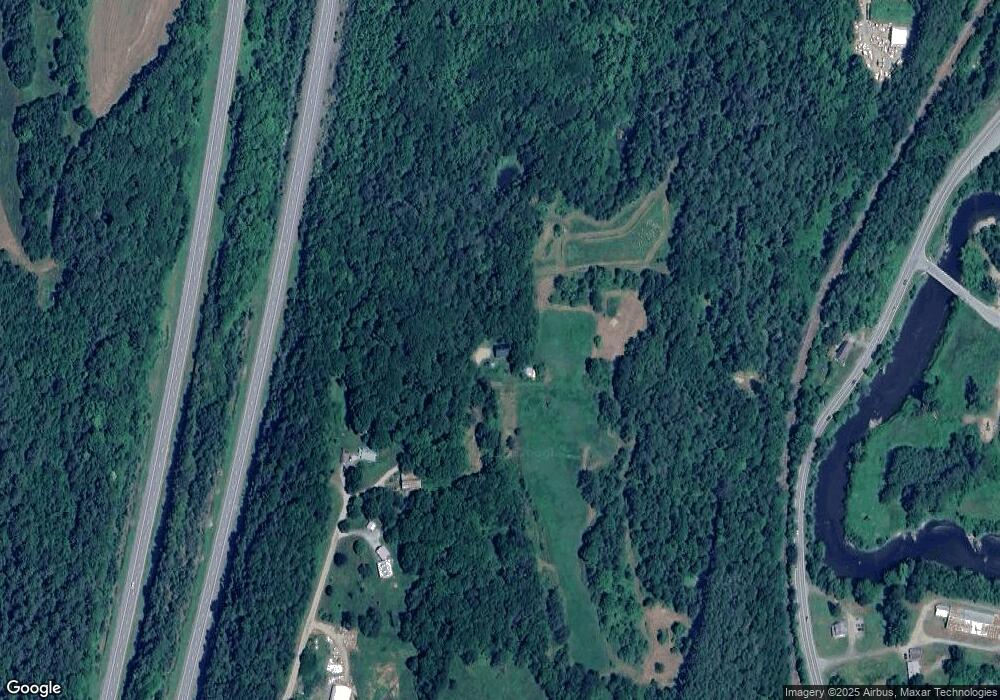 324 Coffin Rd, Saint Johnsbury, VT 05819 - photo 1