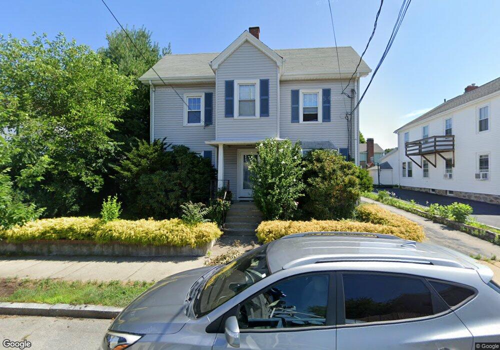 122 Hawthorn St unit 1, Newton, MA 02458 - photo 1