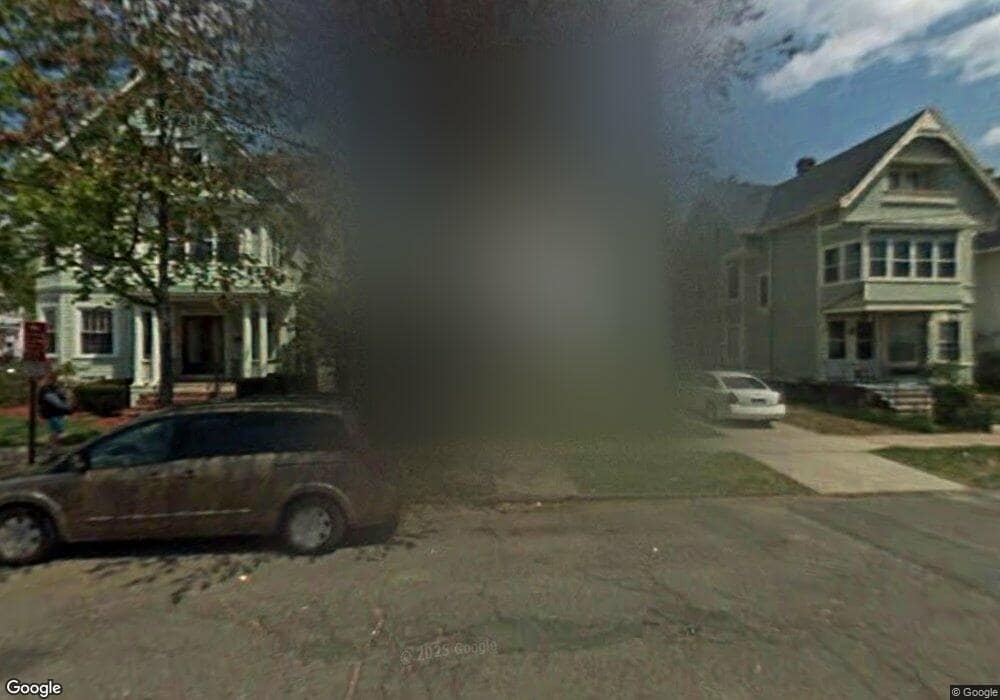 131 Maple St, New Haven, CT 06511 - photo 1