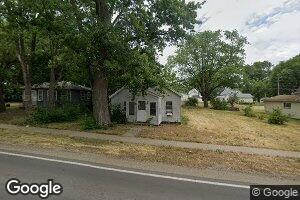 206 S Adams St, Manito, IL 61546
