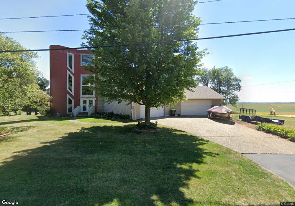 2375 Mound Rd, Jacksonville, IL 62650 - photo 1