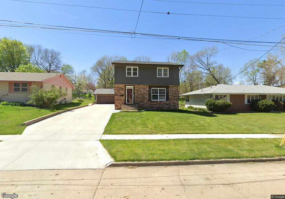 2600 54th St, Des Moines, IA 50310 - photo 1
