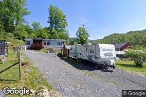 22 Banks St, Ansted, WV 25812