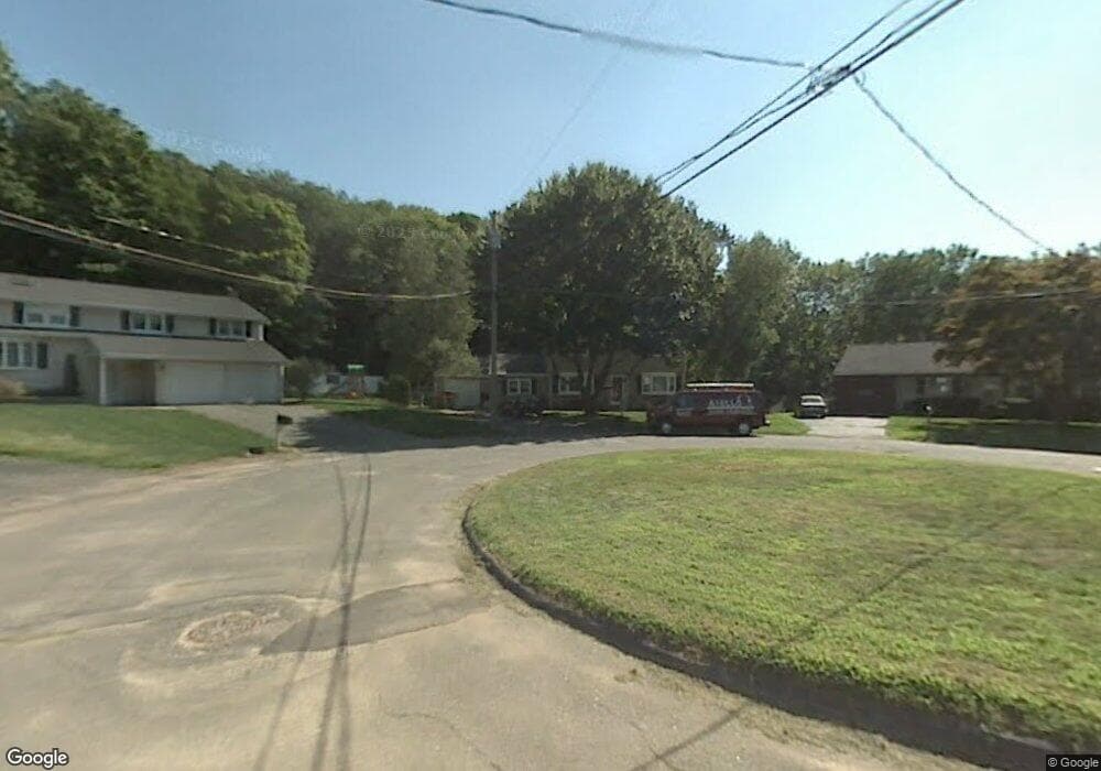 27 Great Oak Ln, Newington, CT 06111 - photo 1