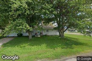 425 S Oak St, Maroa, IL 61756