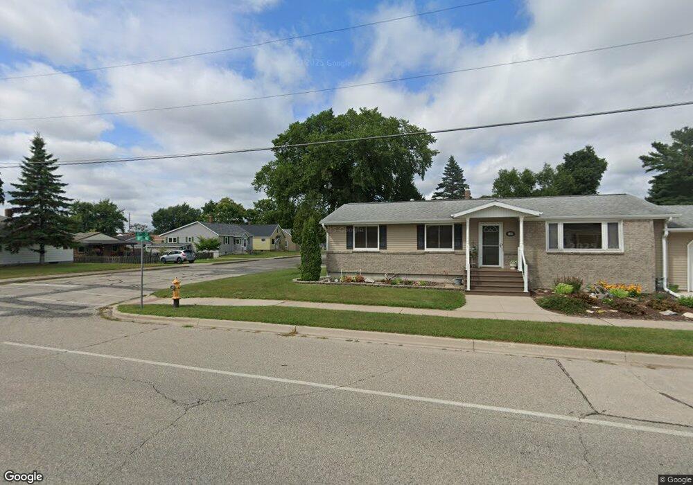 1804 17th St, Menominee, MI 49858 - photo 1