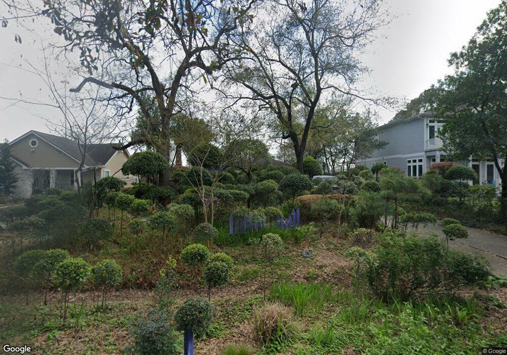 821 W 30th St, Houston, TX 77018 - photo 1