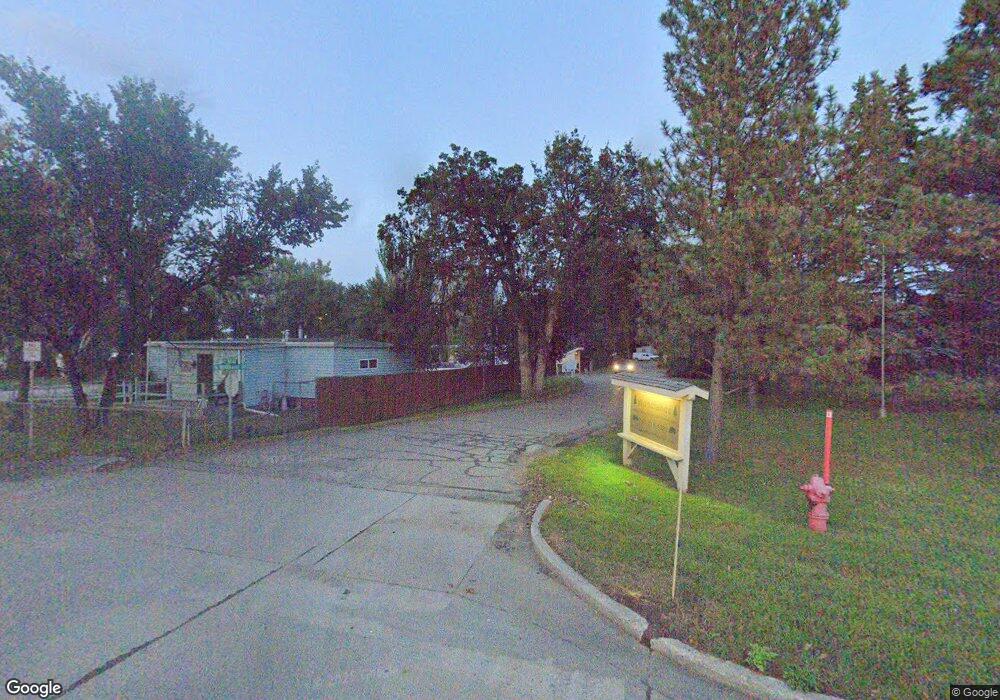 705 Poplar St, Mandan, ND 58554 - photo 1