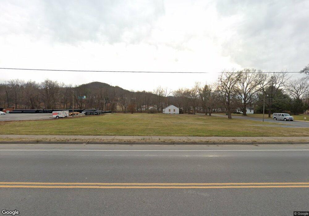 904 E Main St, Waynesboro, VA 22980 - photo 1