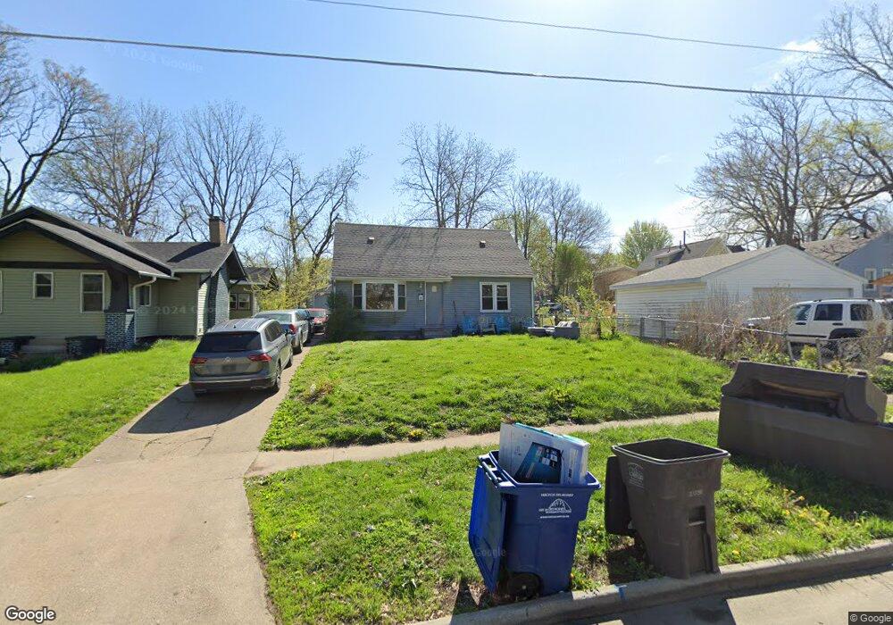 1651 22nd St, Des Moines, IA 50310 - photo 1