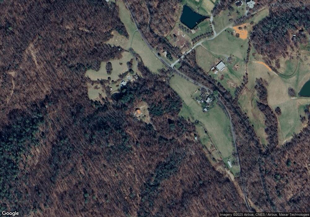 3255 Simmons Gap Rd, Free Union, VA 22940 - photo 1