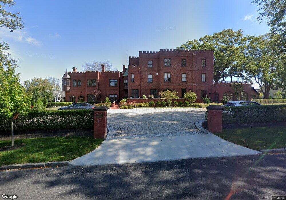 78 Rhode Island Ave, Newport, RI 02840 - photo 1