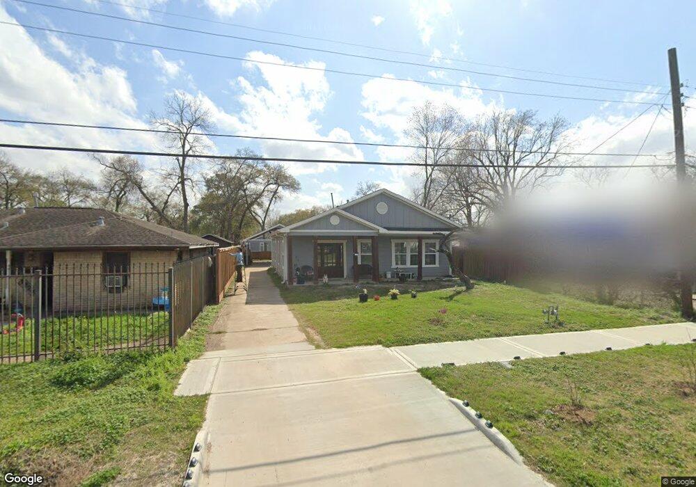 1220 Firnat St, Houston, TX 77022 - photo 1