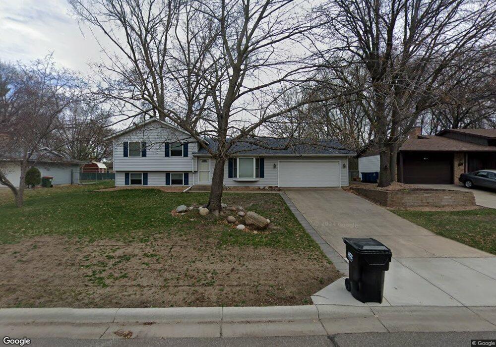 1423 97th Ave NW, Coon Rapids, MN 55433 - photo 1