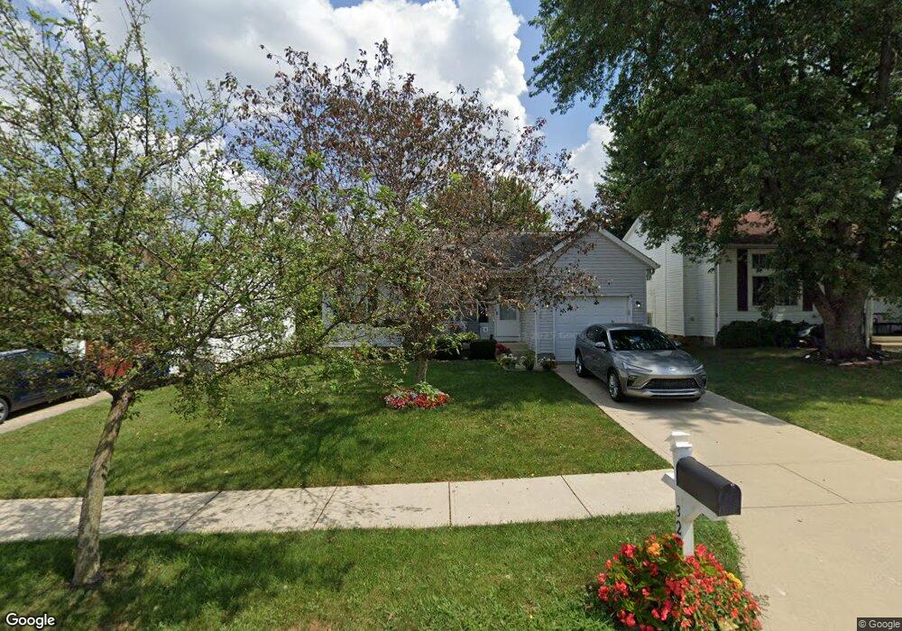 3267 Bluhm Ct, Columbus, OH 43223 - photo 1