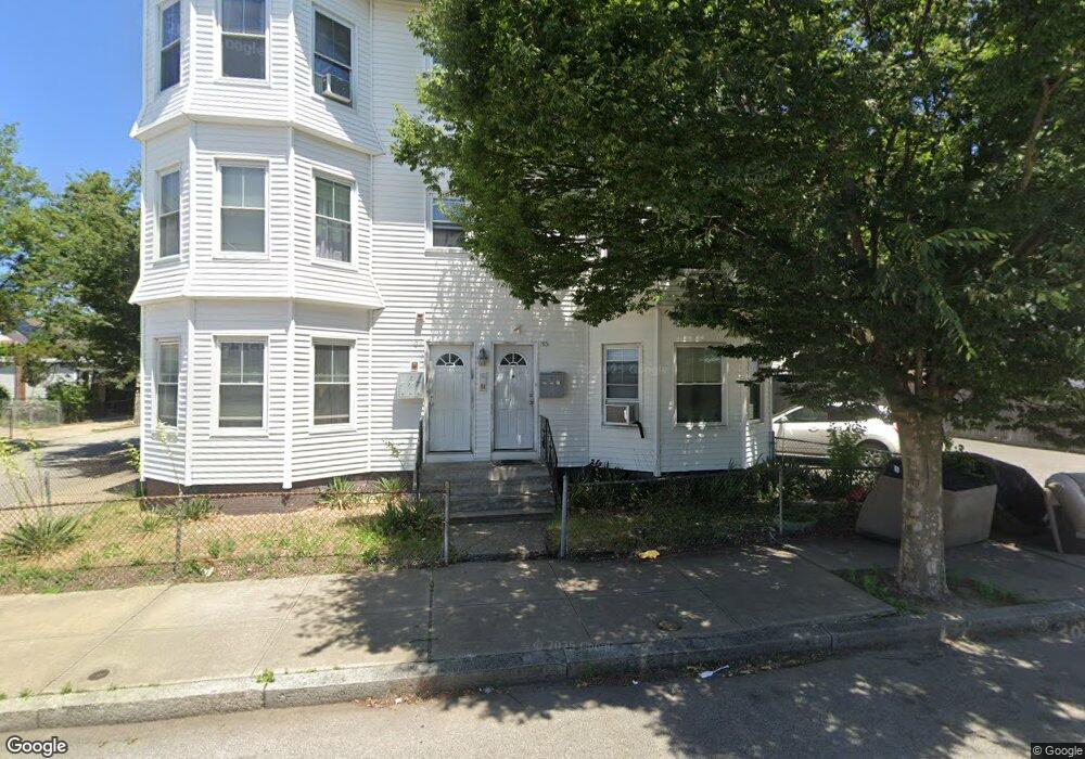 35 Patterson Ave, Pawtucket, RI 02860 - photo 1