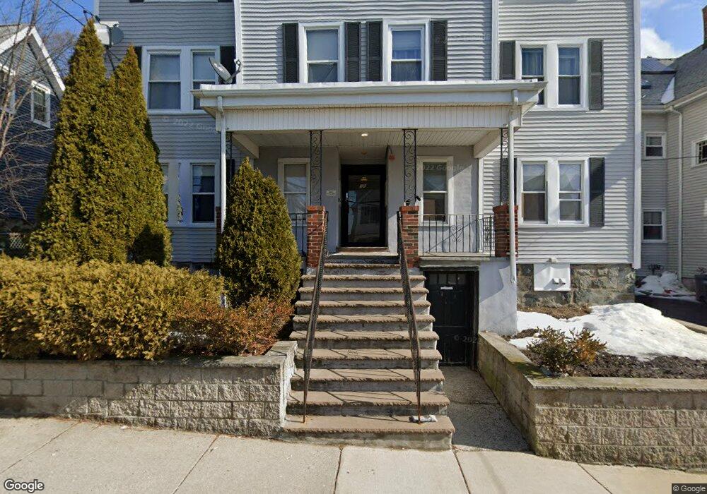 58 Meridian St unit R2, Malden, MA 02148 - photo 1