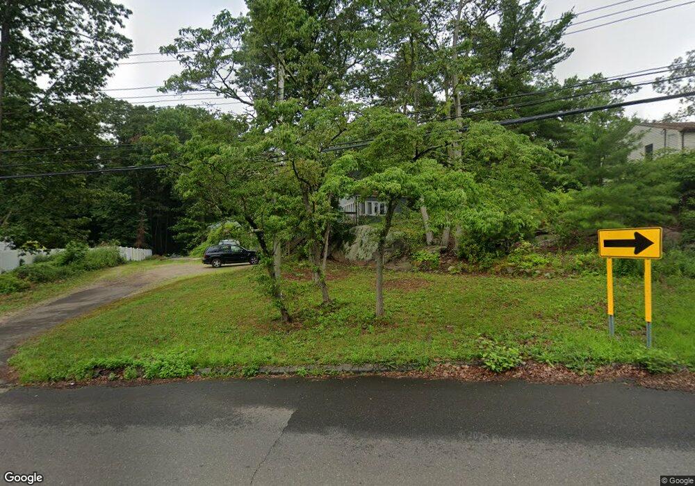 390 Mansfield Grove Rd, East Haven, CT 06512 - photo 1