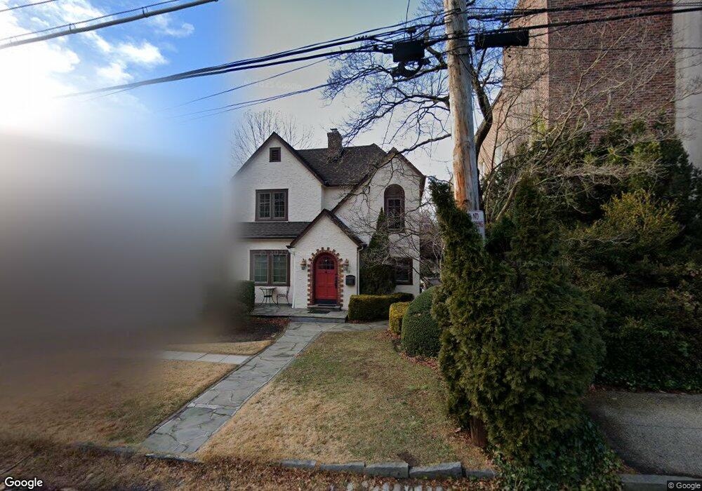 55 Chatfield Rd, Bronxville, NY 10708 - photo 1