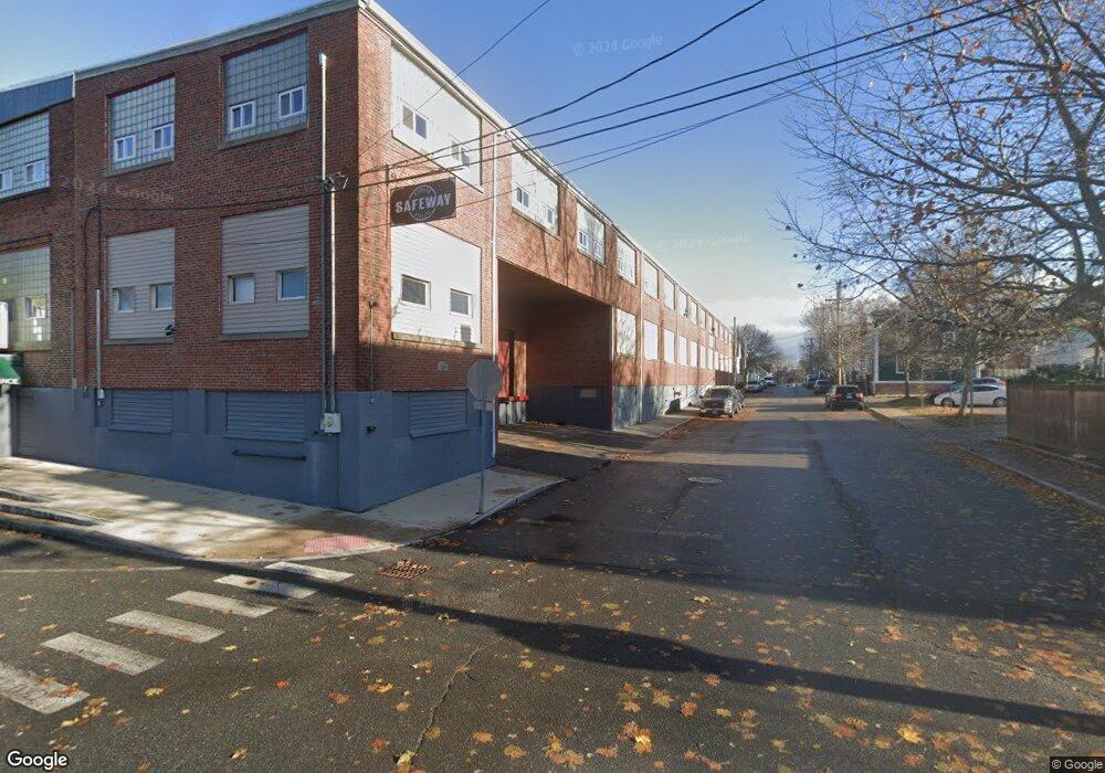 135 Mcdonough St unit 335, Portsmouth, NH 03801 - photo 1