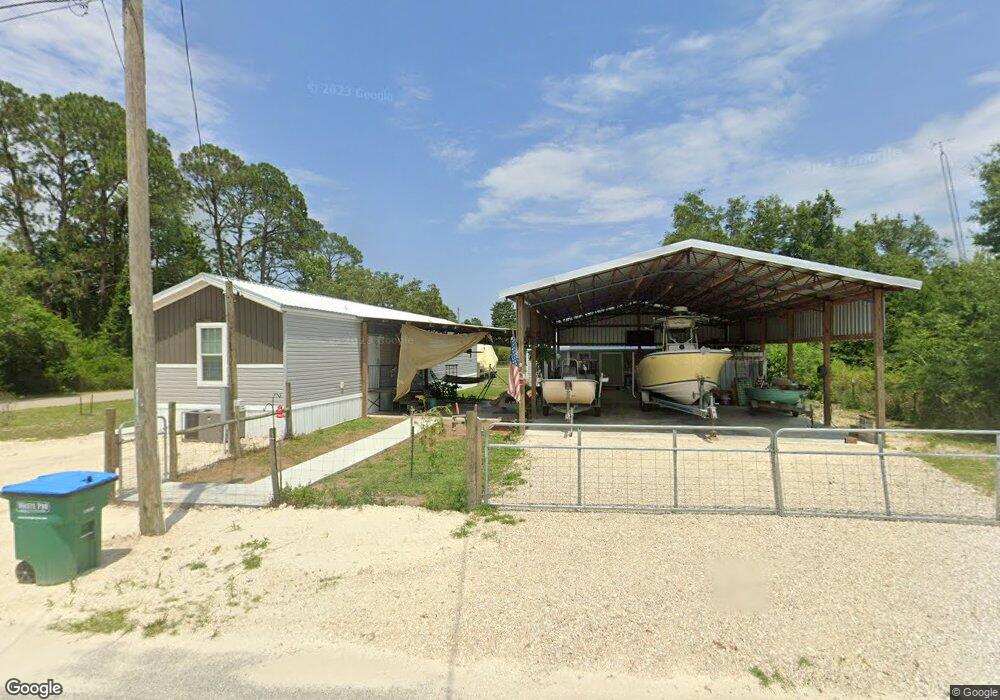 1302 NE 1st St, Carrabelle, FL 32322 - photo 1