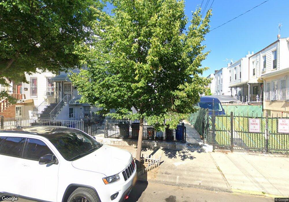 43 Pine St, Brooklyn, NY 11208 - photo 1